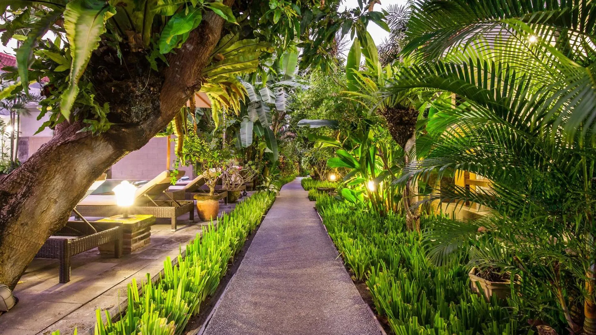 6-Br Garden Legian Villa 5-Min Walk To Beach And Shops Bali Seminyak  Indonesia